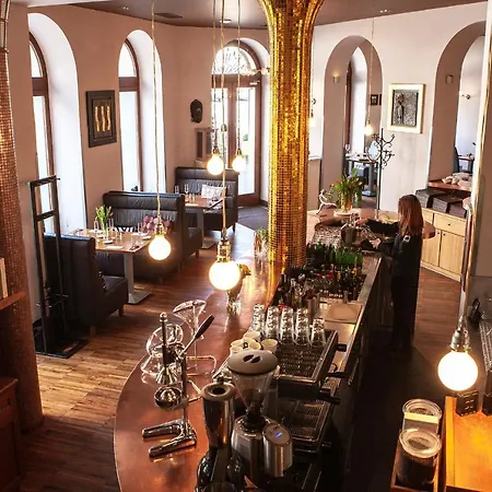 Boutique Nautilus