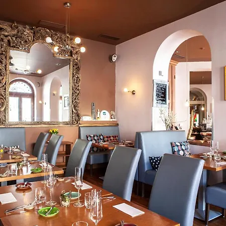 Boutique Nautilus 4* Tábor