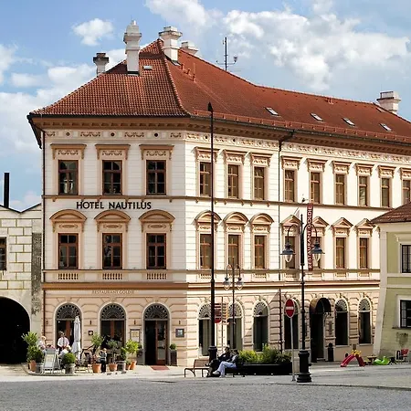 Boutique Nautilus 4* Tábor
