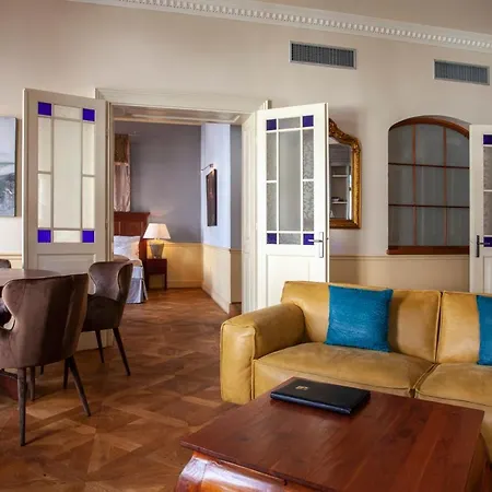 Hotel Boutique Nautilus