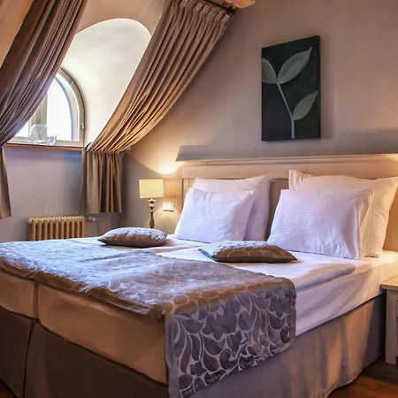 Boutique Nautilus