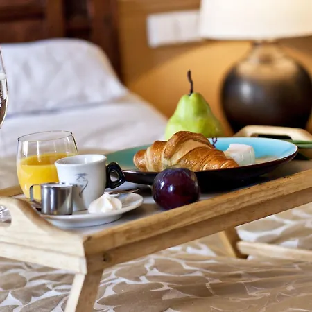 Boutique Nautilus Hotel 4*