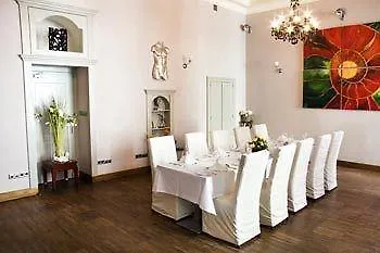 Boutique Nautilus 4* Tábor